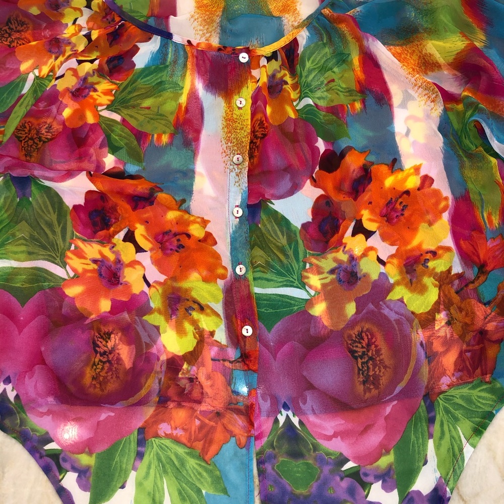 Colorful Top - Picture 2 of 4